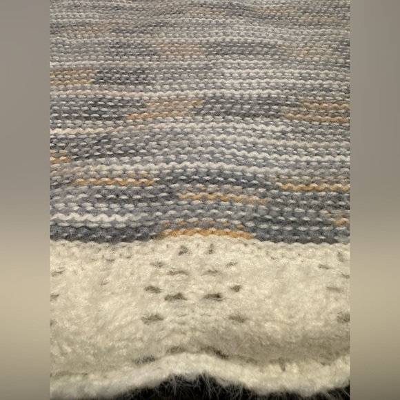 Fate Women’s Sweater Size Large Excellent Condition - Picture 7 of 7